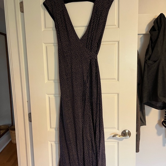 Wrap jumpsuit - Picture 1 of 5